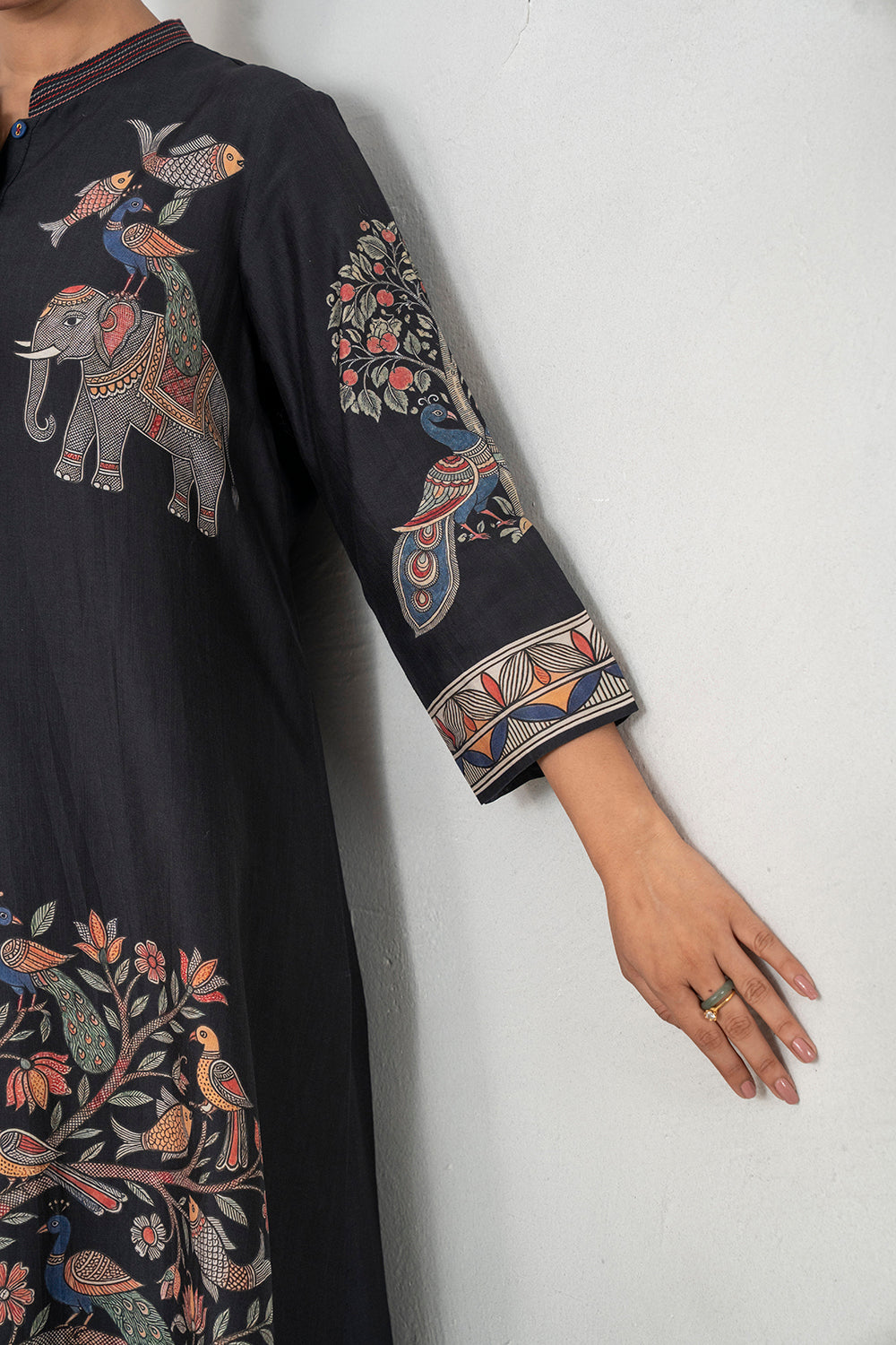 Black Silk Chanderi Rich Folk-Inspired Printed Tunic Set (2 PCS)