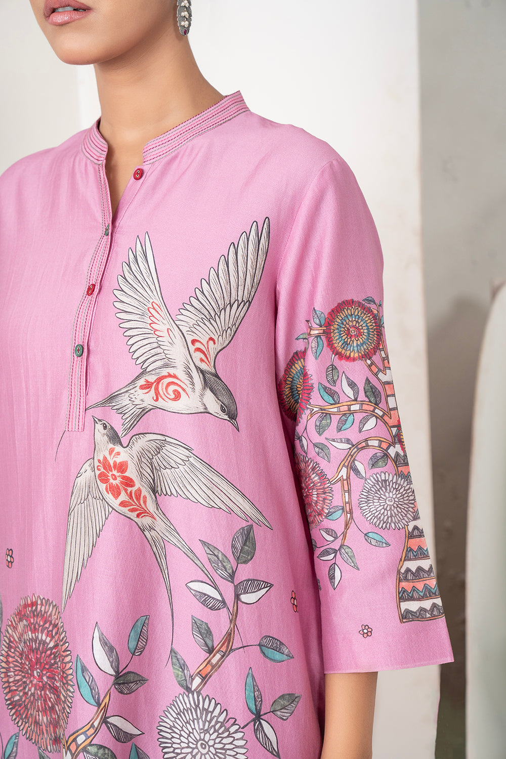 Salmon Pink Silk Chanderi Printed Intricate Bird And Floral Printed Tunic Set (2 PCS)