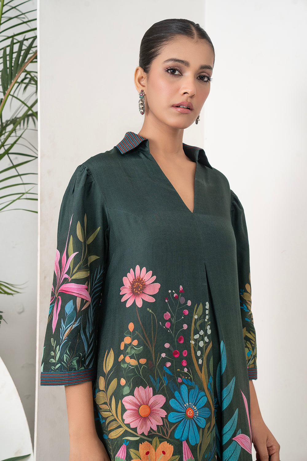 Dark Green Silk Chanderi Vibrant Multicolour Floral Printed Dress Set (2 PCS)