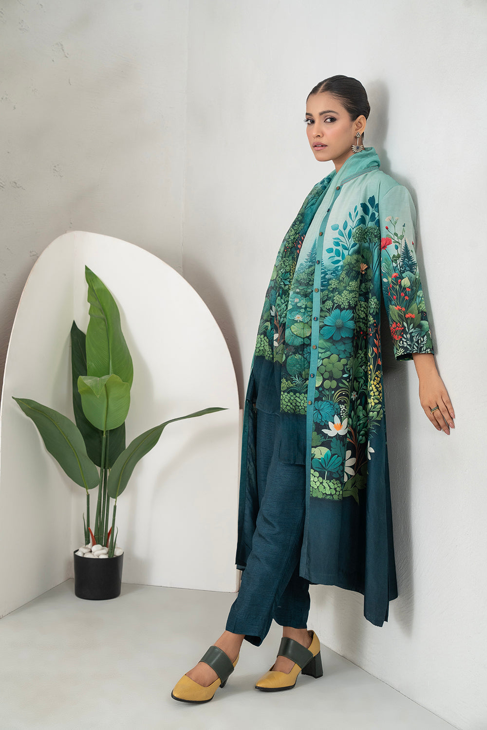 Blue Fades Gently From Mint To Midnight Silk Chanderi Hand-Painted Garden Printed Dress Set (3 PCS)