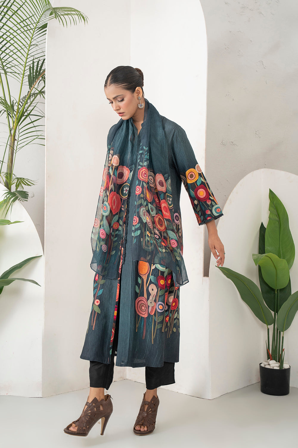 Charcoal Silk Chanderi Striking Floral Illustration Printed Dress Set (2 PCS)