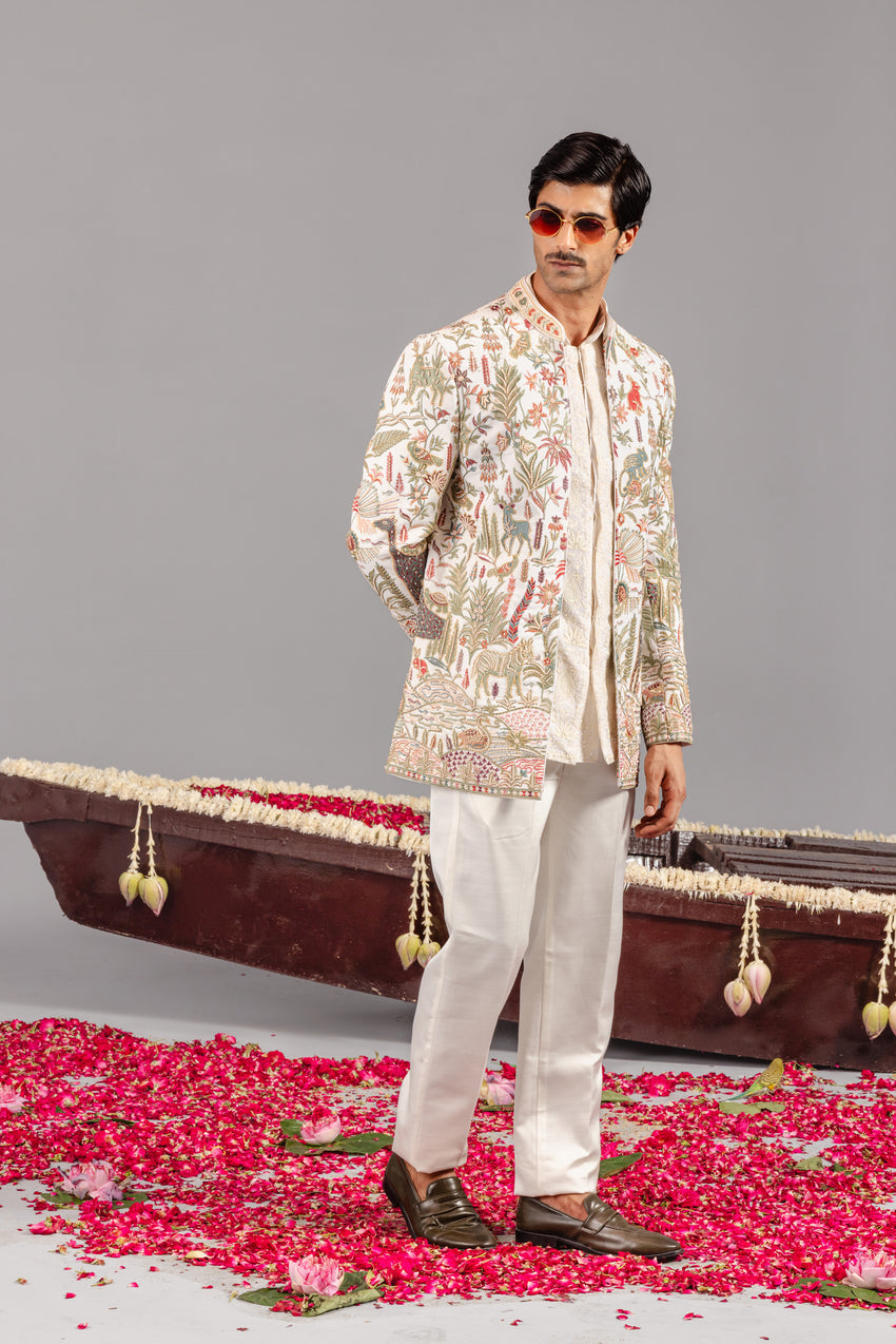 GIRAFFE IVORY JODHPURI SET