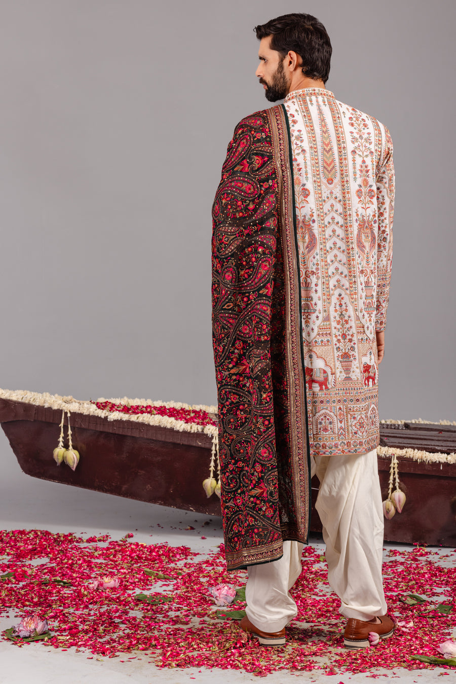 MUGHAL IVORY KURTA SET