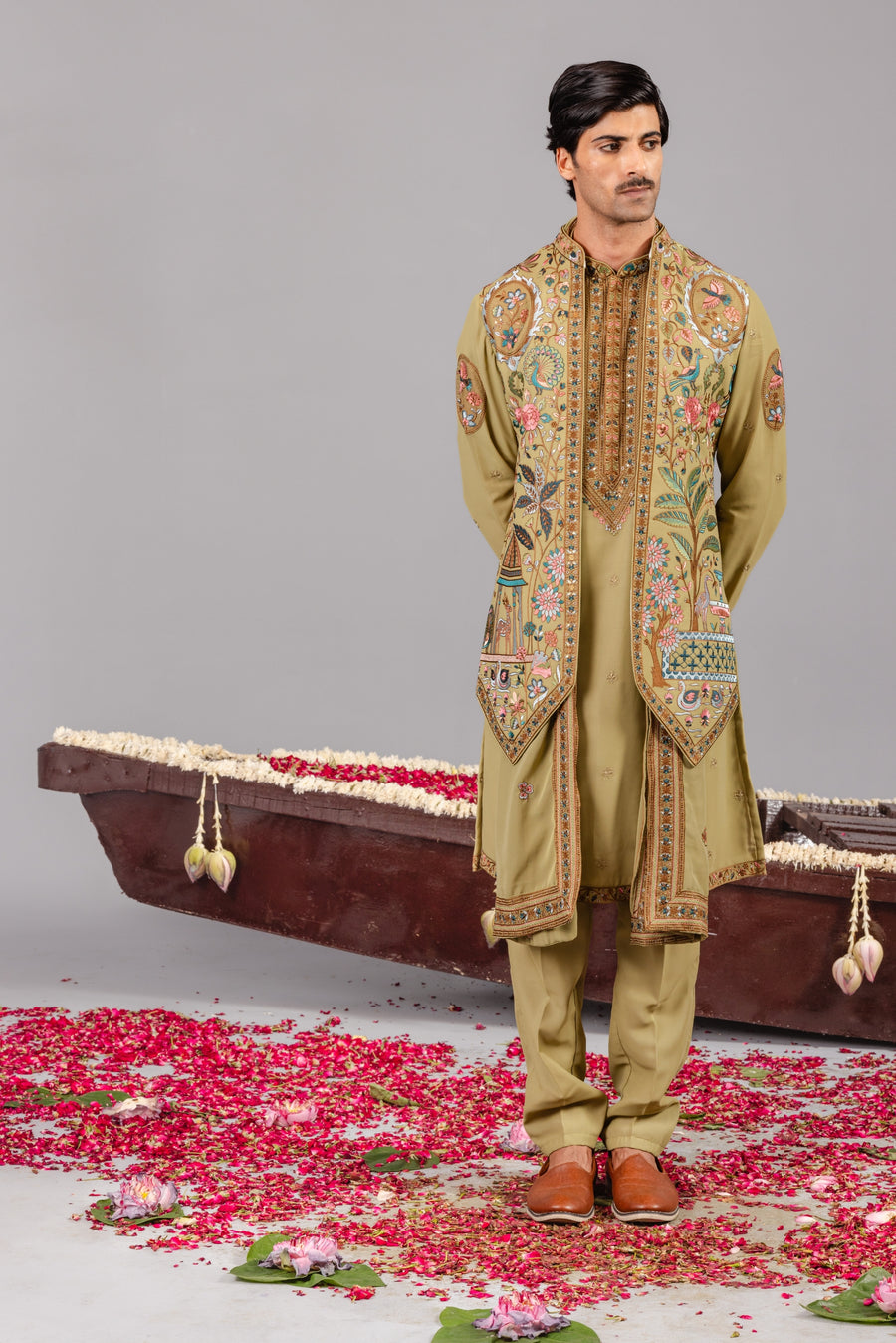 BAGICHA TALE MEHNDI KURTA JACKET SET