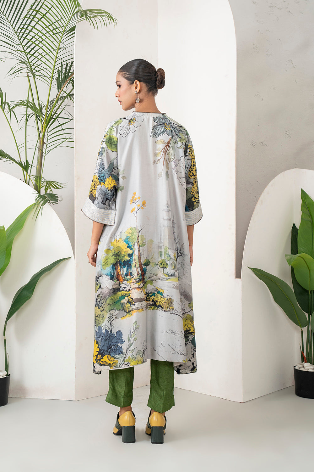 Grey Silk Chanderi Painterly Landscape Printed Zippered Dress Set (2 PCS)