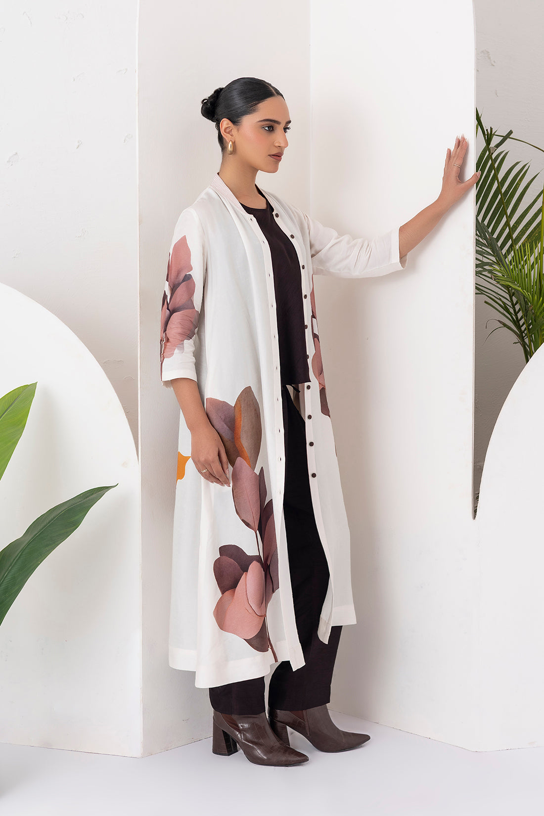 Ivory Viscose Dupion Leaf Printed Dress (1 PC)