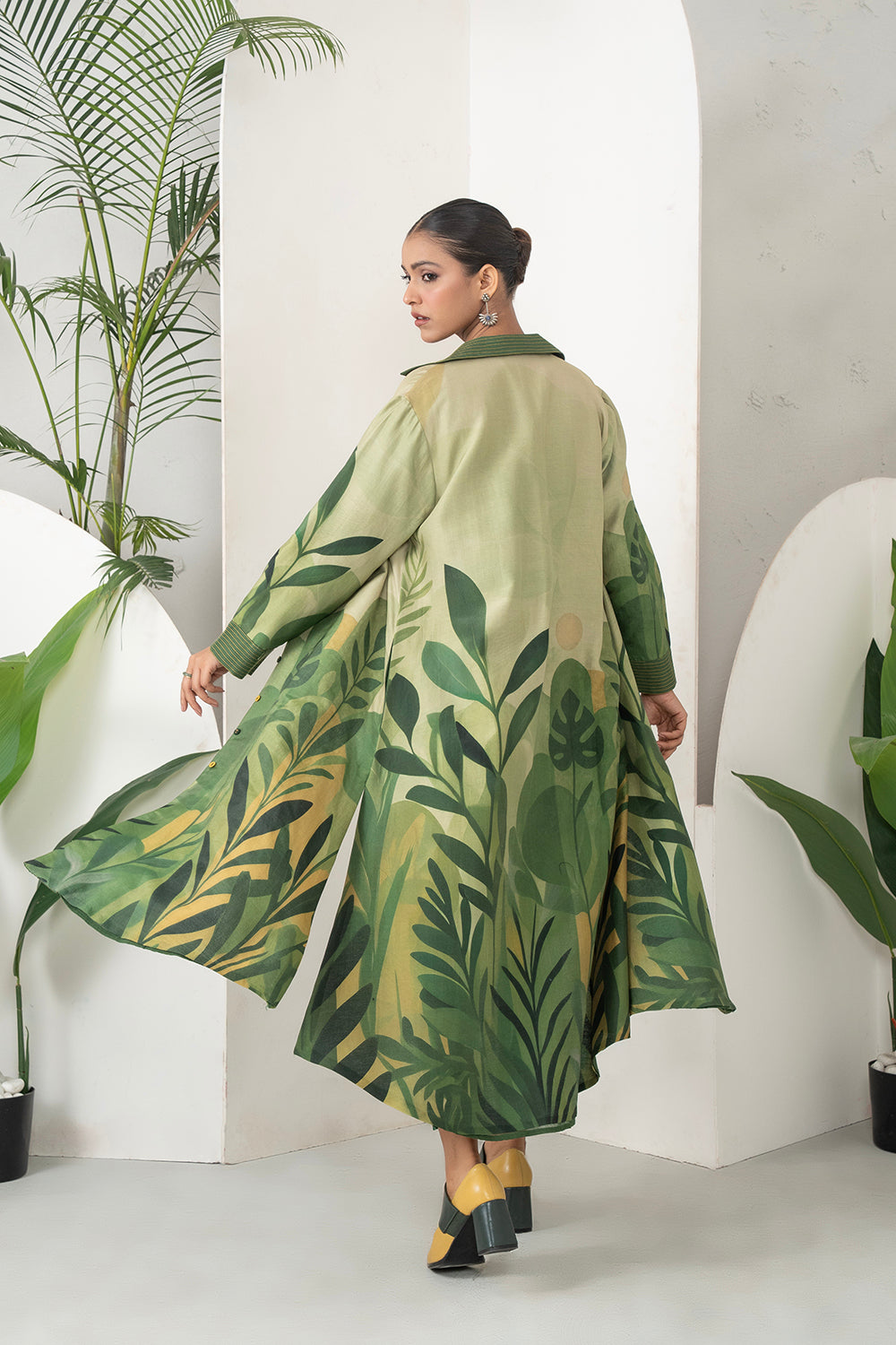 Shades Of Green Silk Chanderi Lush Jungle Printed Dress Set (3 PCS)