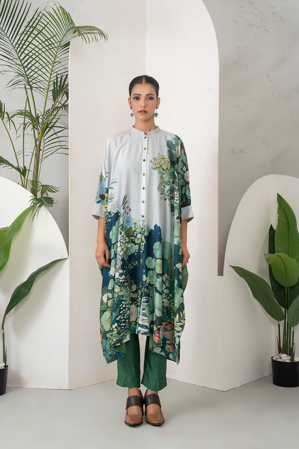 Ivory Silk Chanderi Vivid Garden Illustration Printed Kaftan Set (3 PCS)
