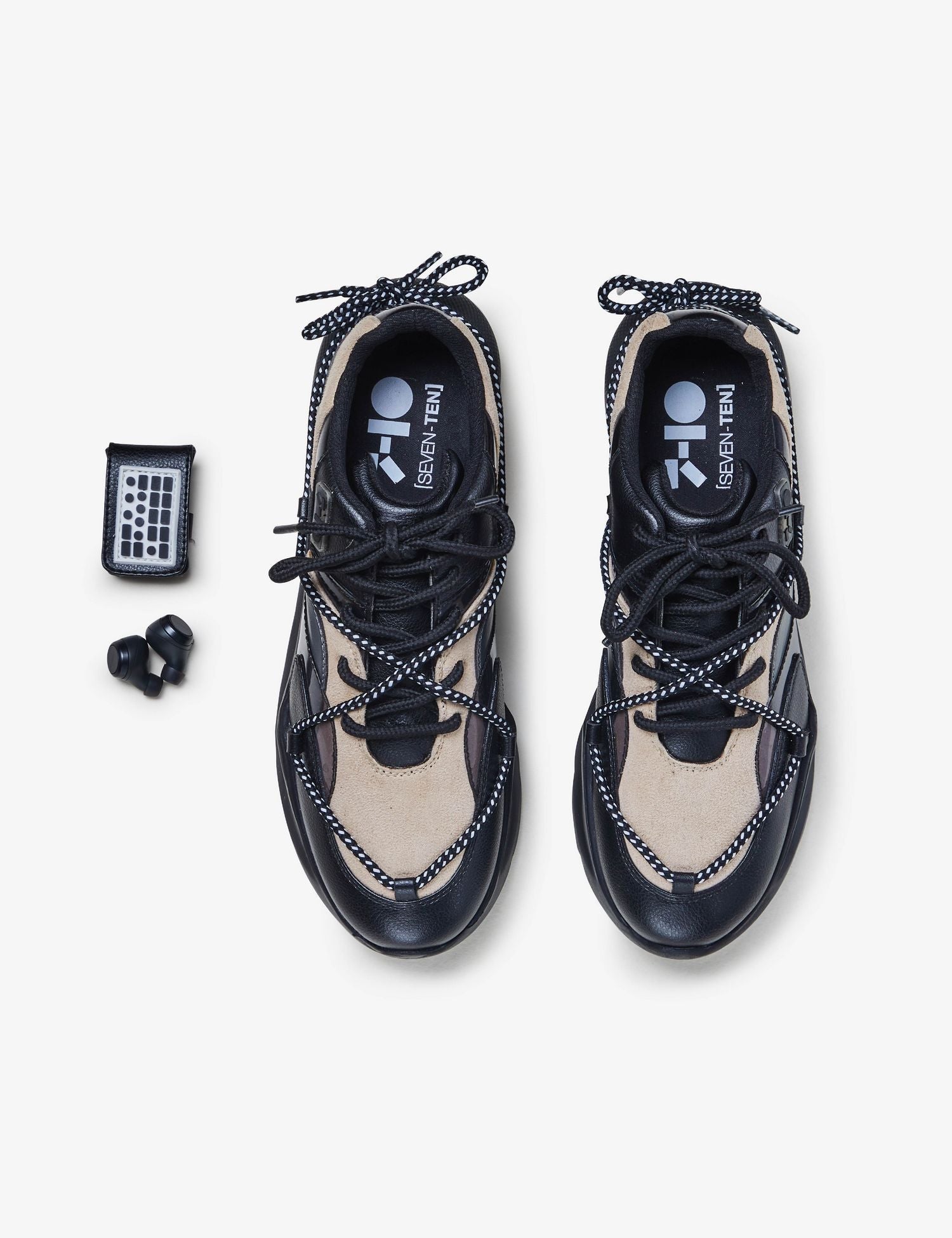 409 black beige pouch chunky sneaker - 7-10.in