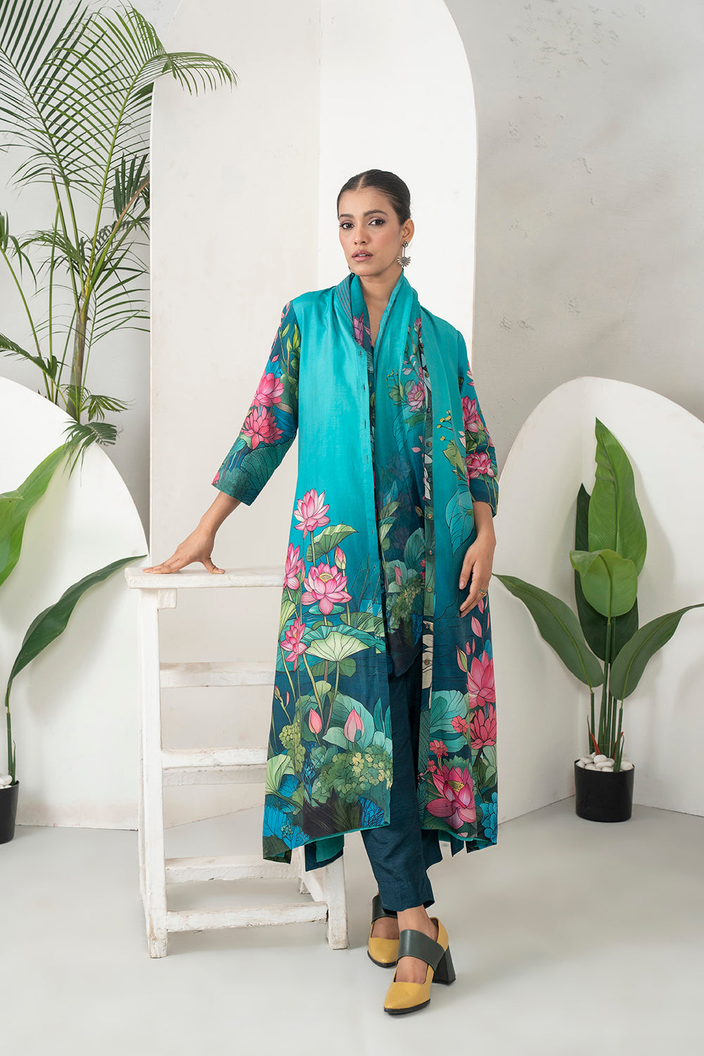 Aqua Fades Into Deep Blue Silk Chanderi Lush Lotus Printed Dress Set (3 PCS)