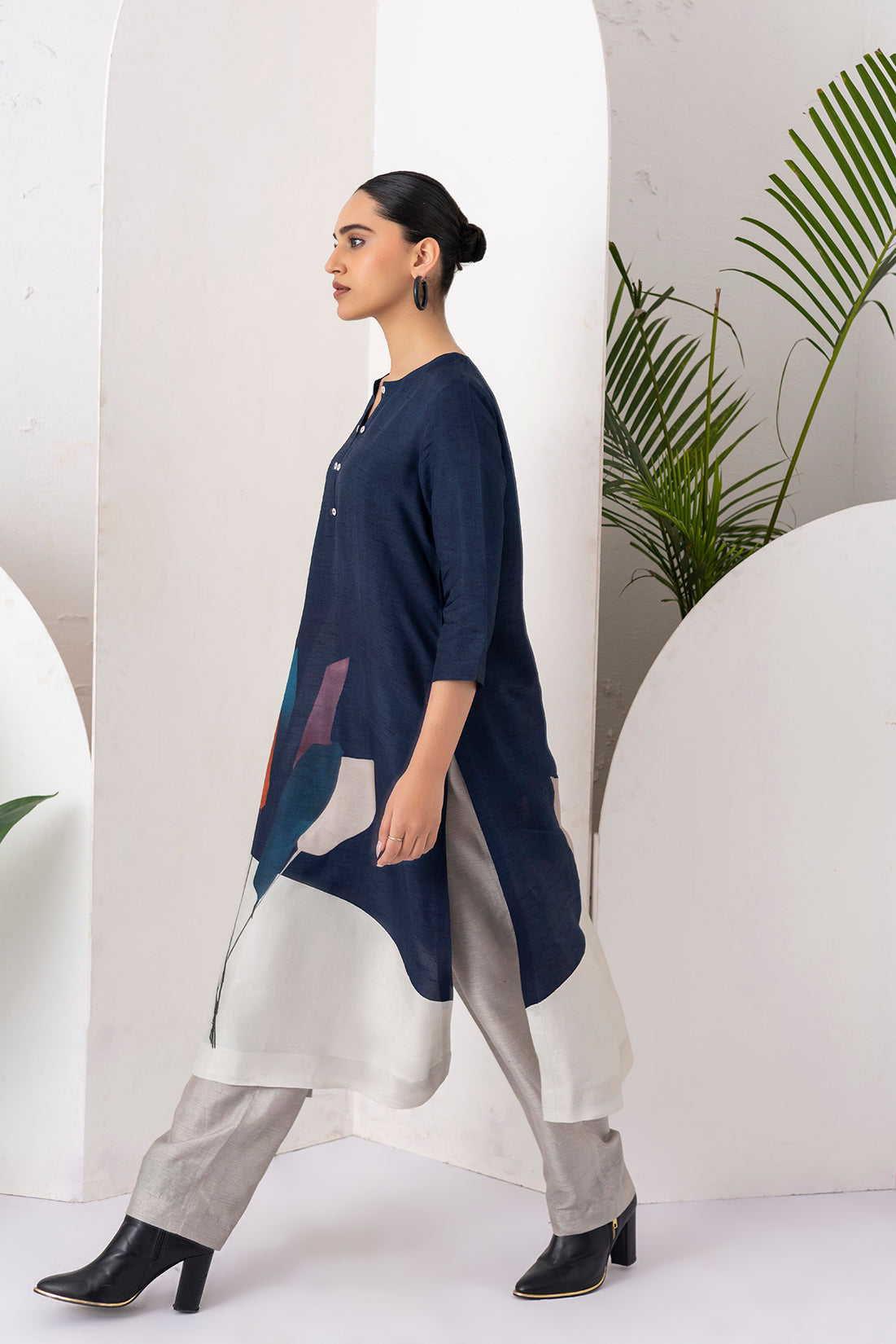 Blue & Ivory Viscose Dupion Printed Tunic (1 PC)