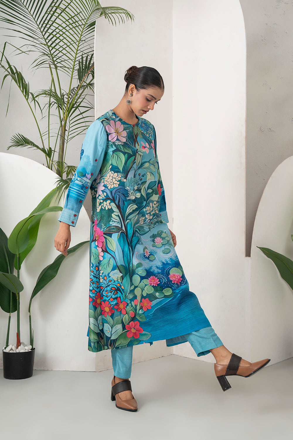 Sky Blue Silk Chanderi Lush Lotus Printed Tunic Set (2 PCS)