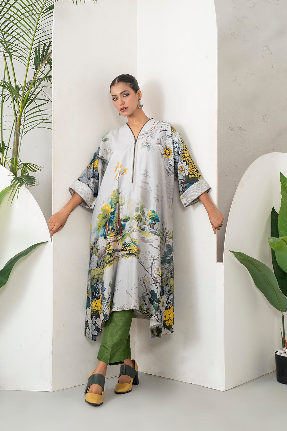 Grey Silk Chanderi Painterly Landscape Printed Zippered Dress Set (2 PCS)