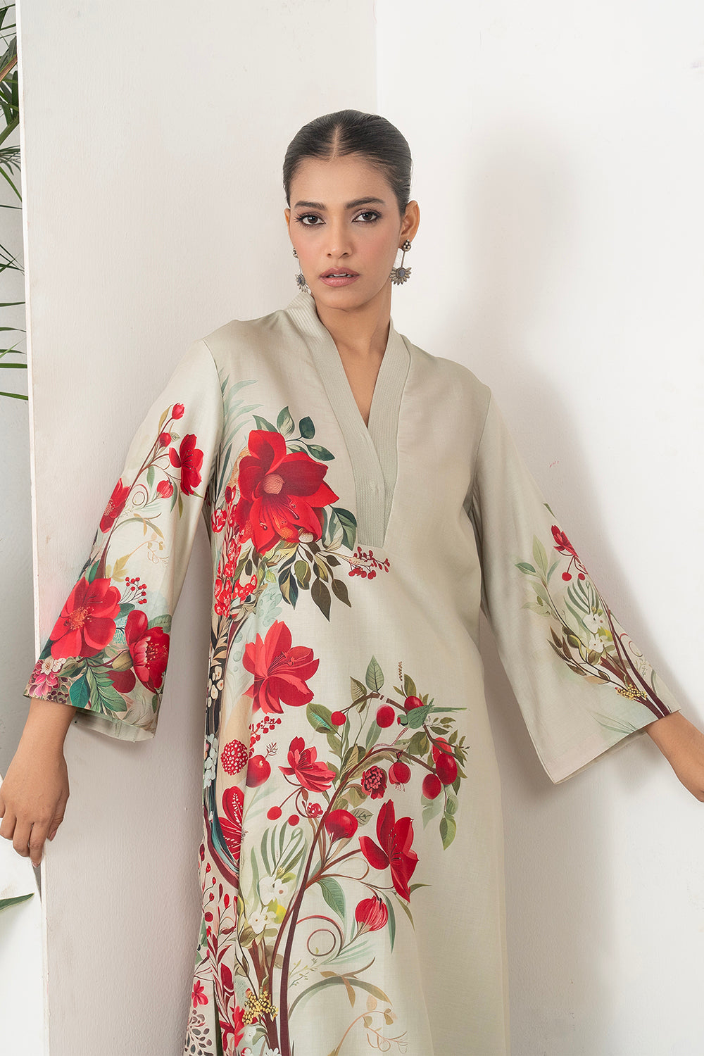 Beige Silk Chanderi Elegant Floral Printed Tunic Set (2 PCS)