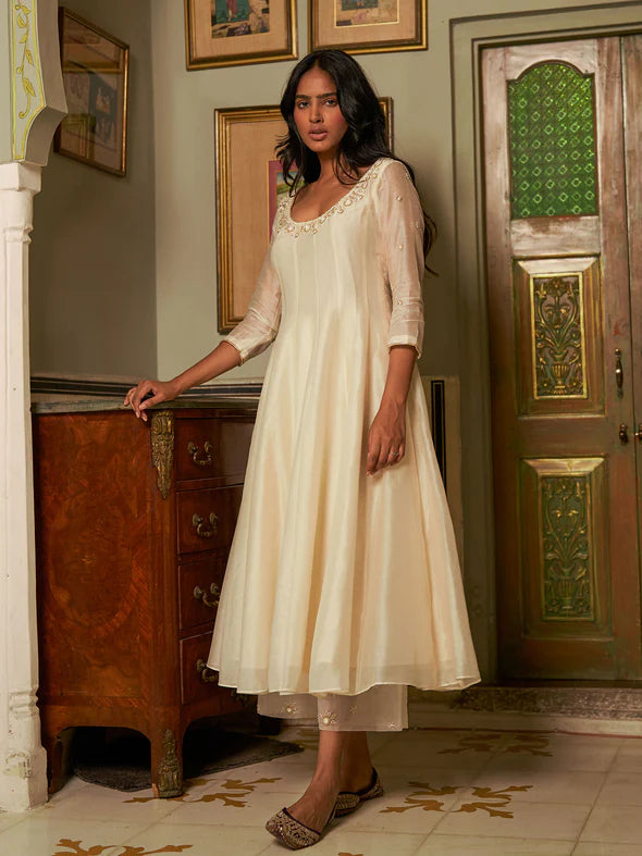 Ivory Lotus Kurta Set