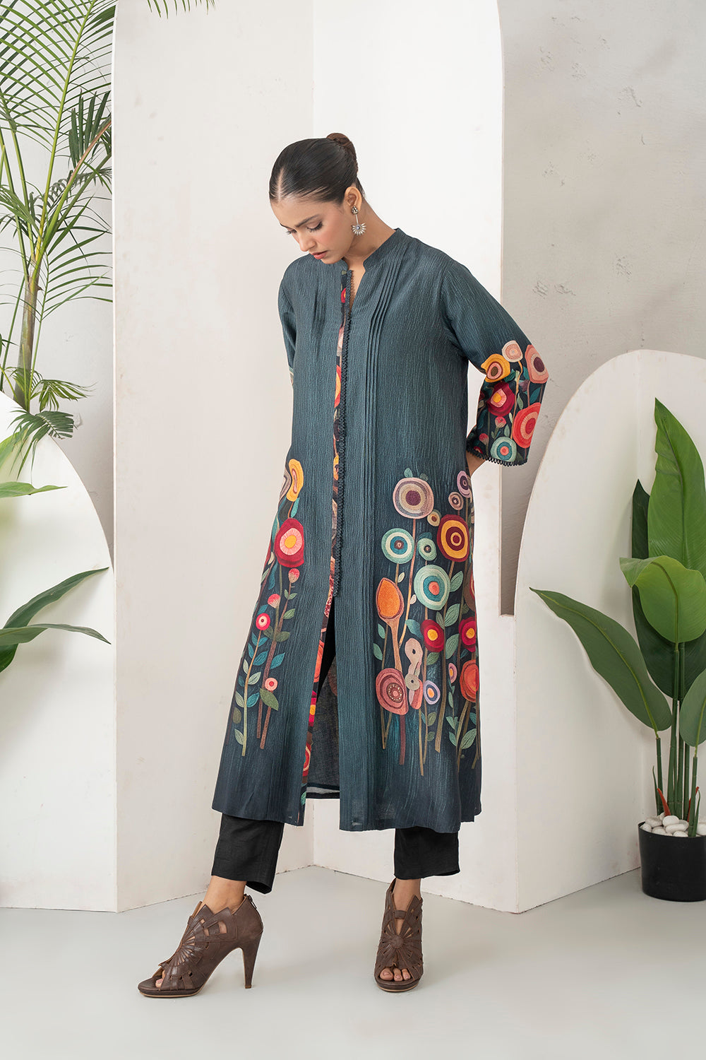 Charcoal Silk Chanderi Striking Floral Illustration Printed Dress Set (2 PCS)