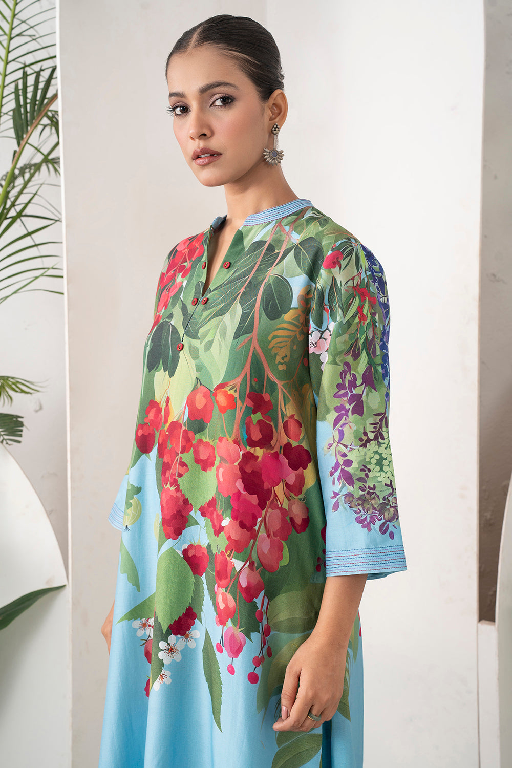 Sky Blue Silk Chanderi Berry And Leaf Illustration Printed Tunic Set (2 PCS)