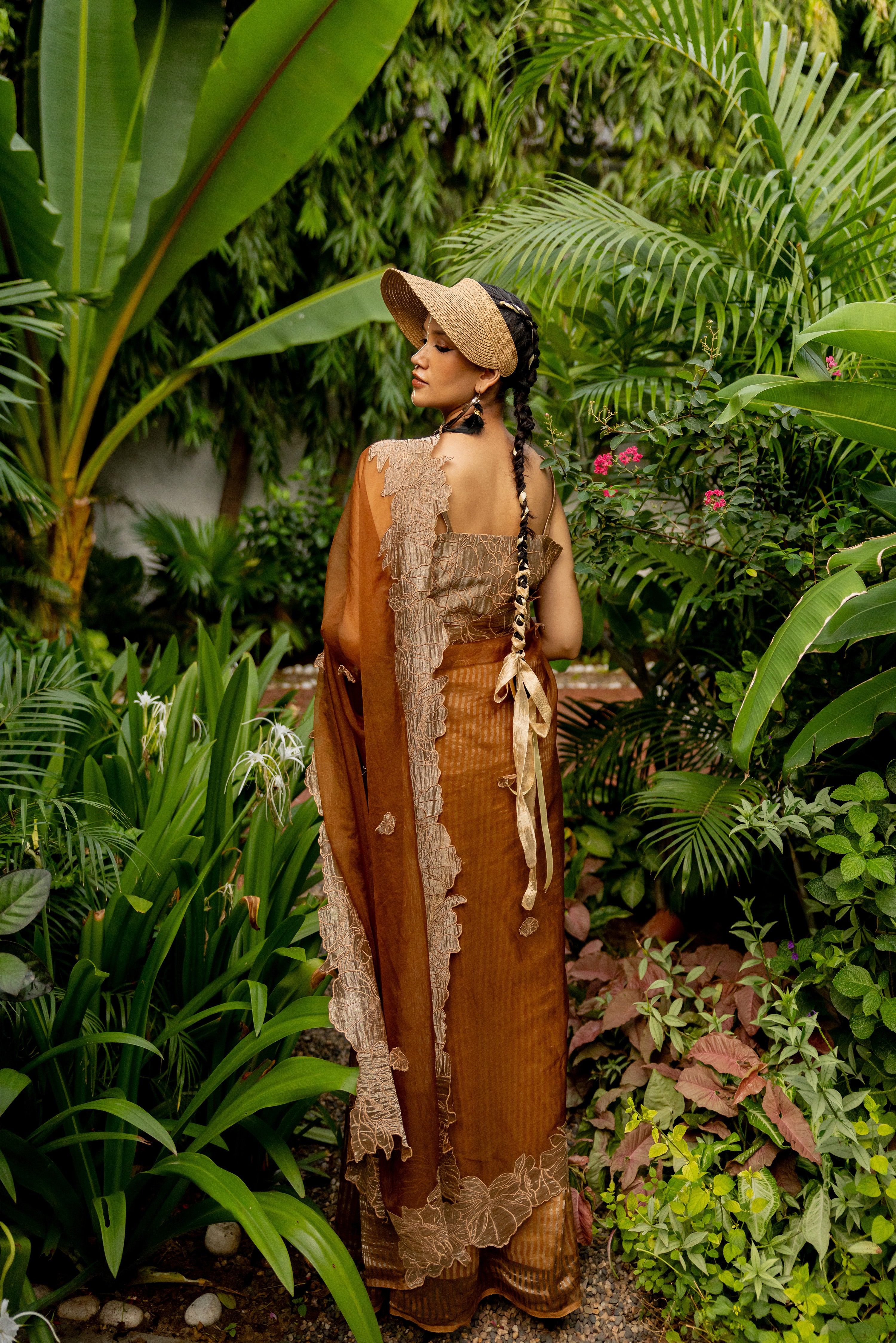 BROWN SAREE (helena)