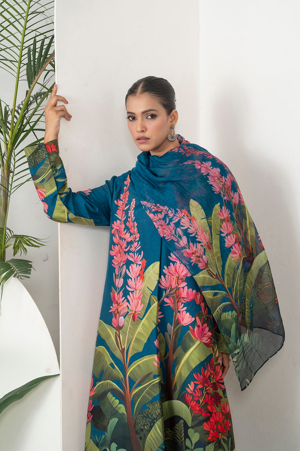 Indigo Silk Chanderi Front-Pleated Tropical Floral Illustration Printed Dress Set (2 PCS)