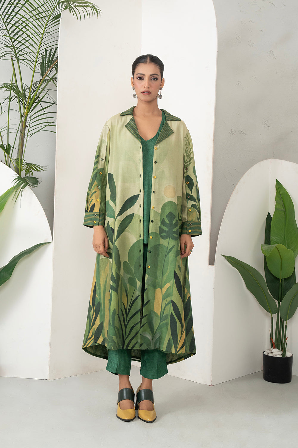 Shades Of Green Silk Chanderi Lush Jungle Printed Dress Set (3 PCS)
