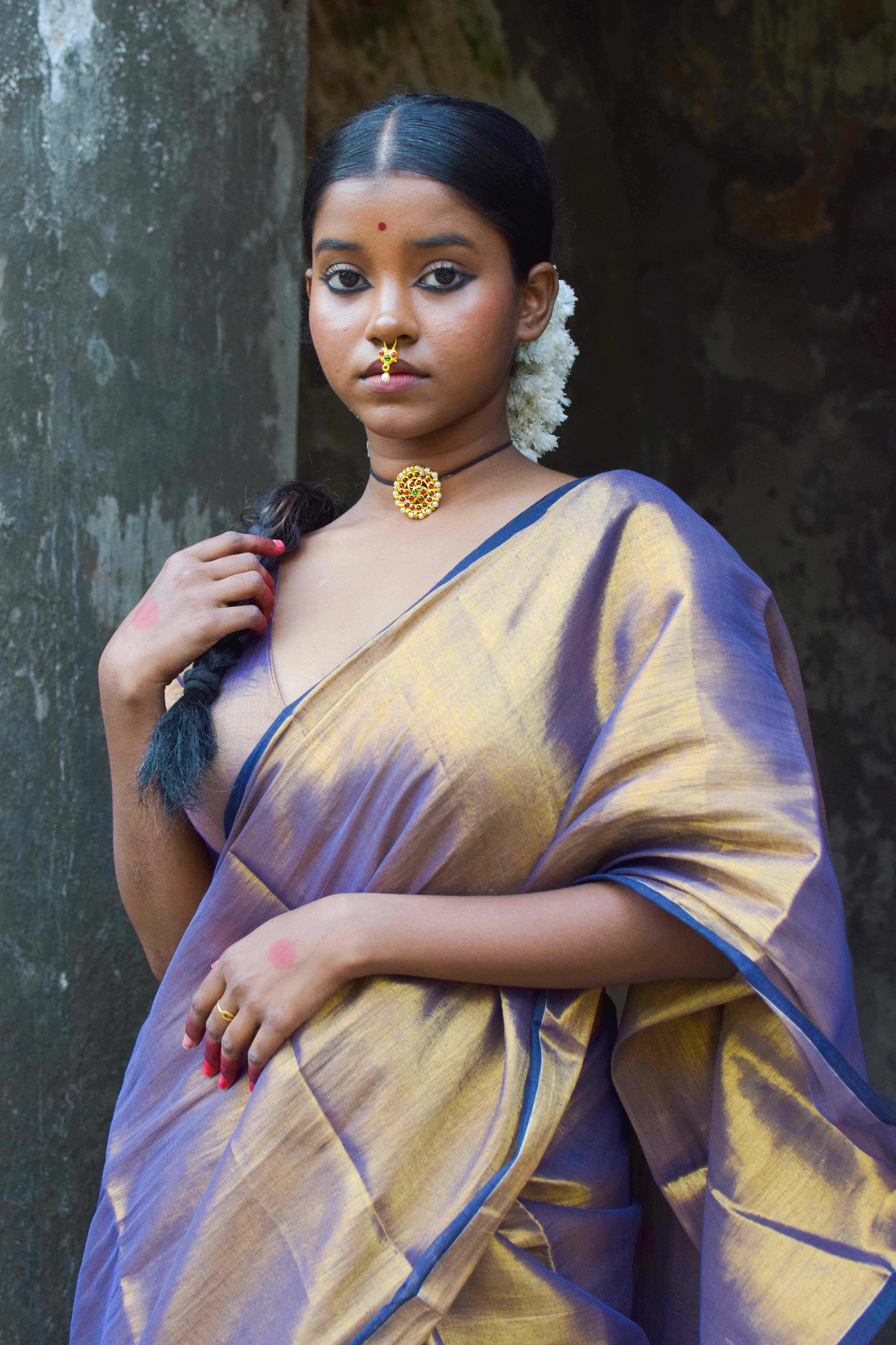 Alpadma I Gold Purple Handloom Tissue Saree