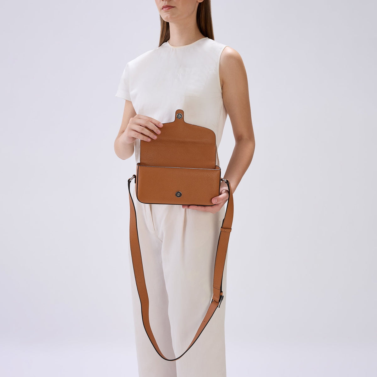 CLAUDIA CROSSBODY