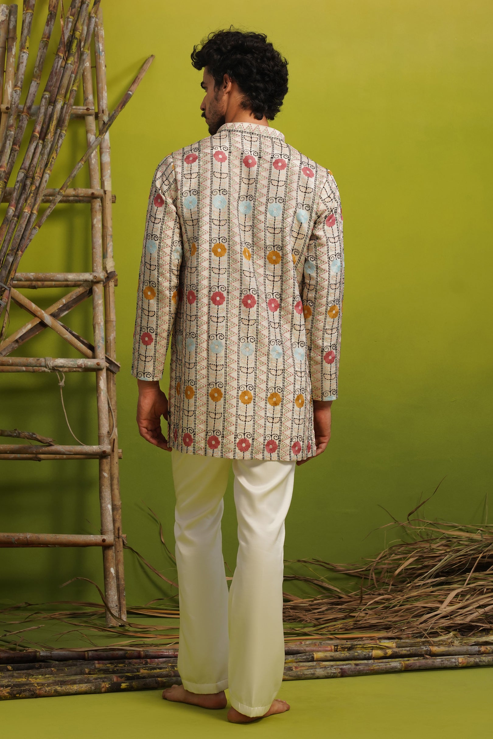 MADHUBAN IVORY SHORT KURTA SET