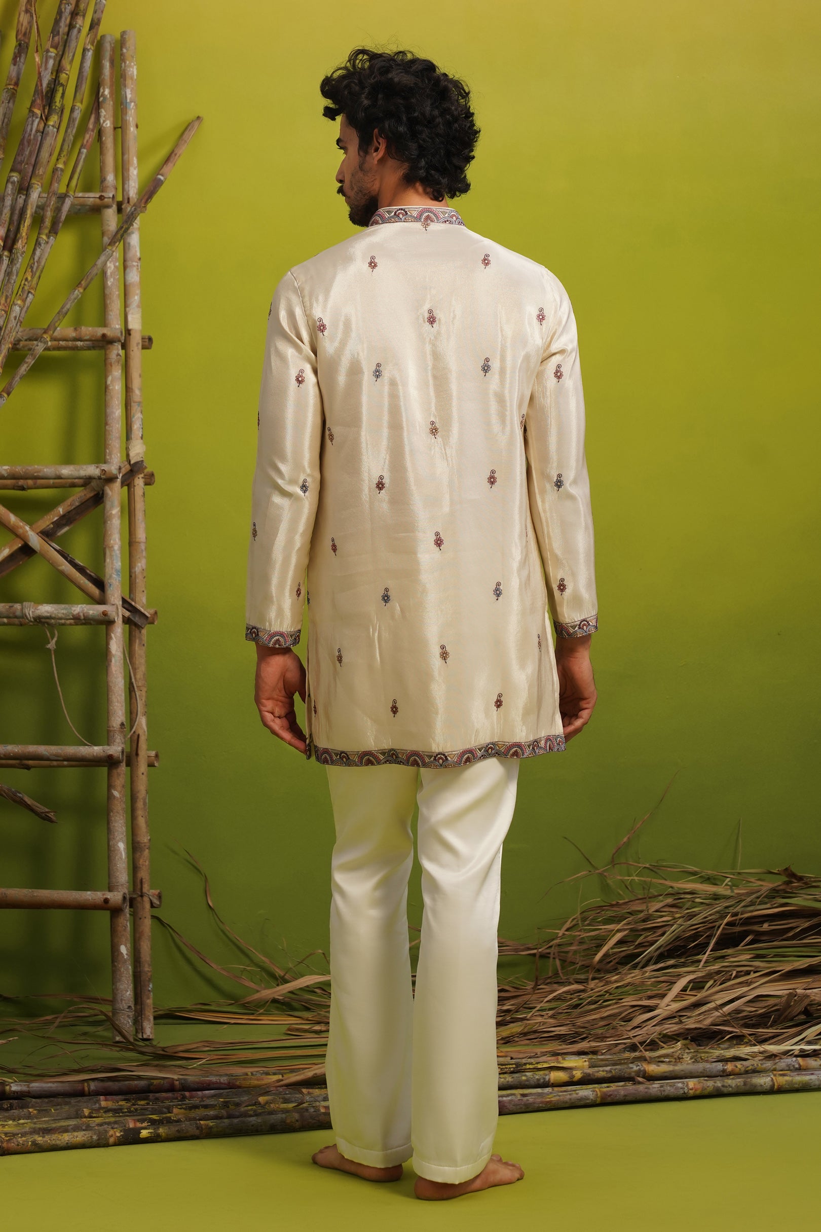 SAFARI IVORY SHORT KURTA SET