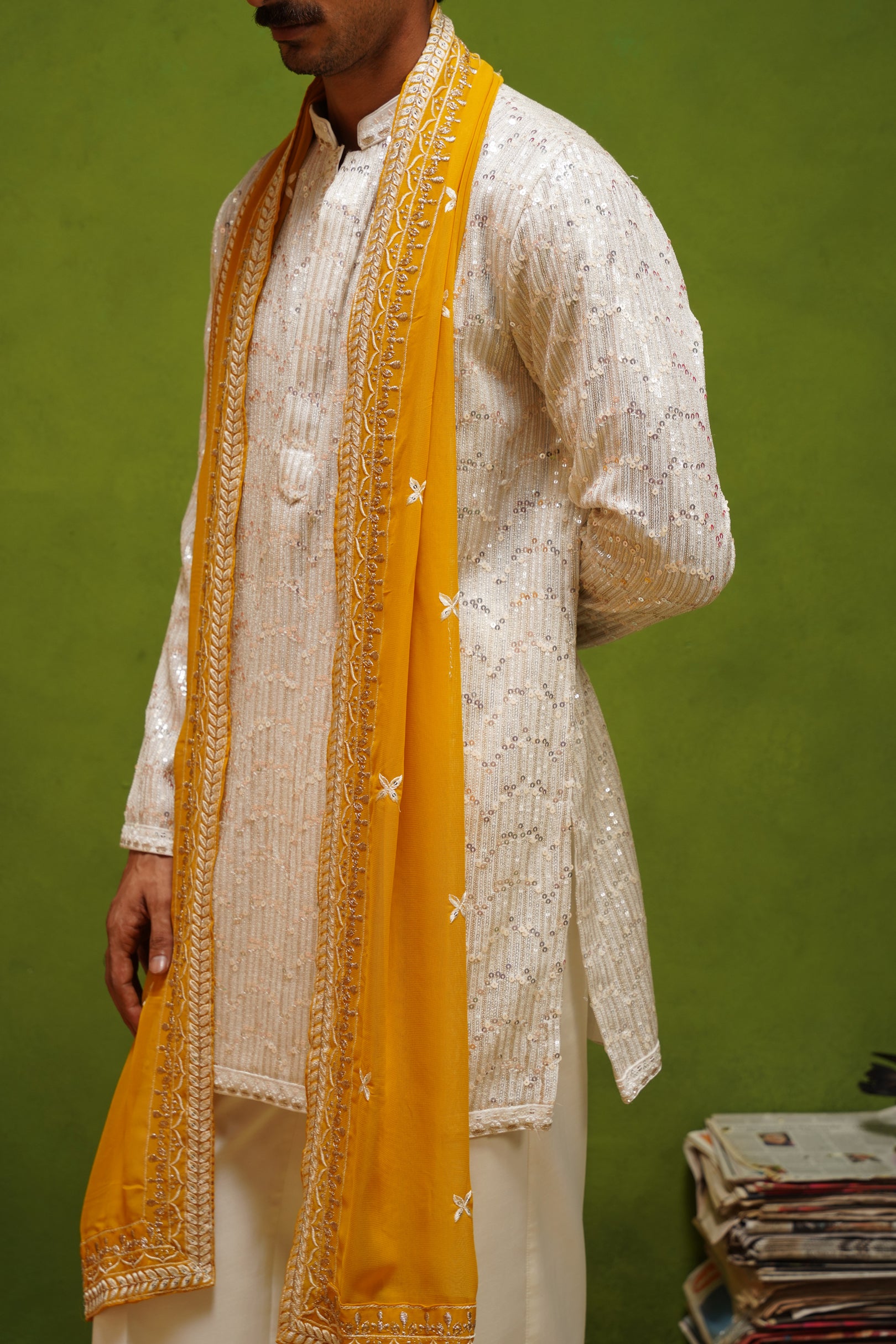 AMBER IVORY SHORT KURTA SET WITH DUPATTA