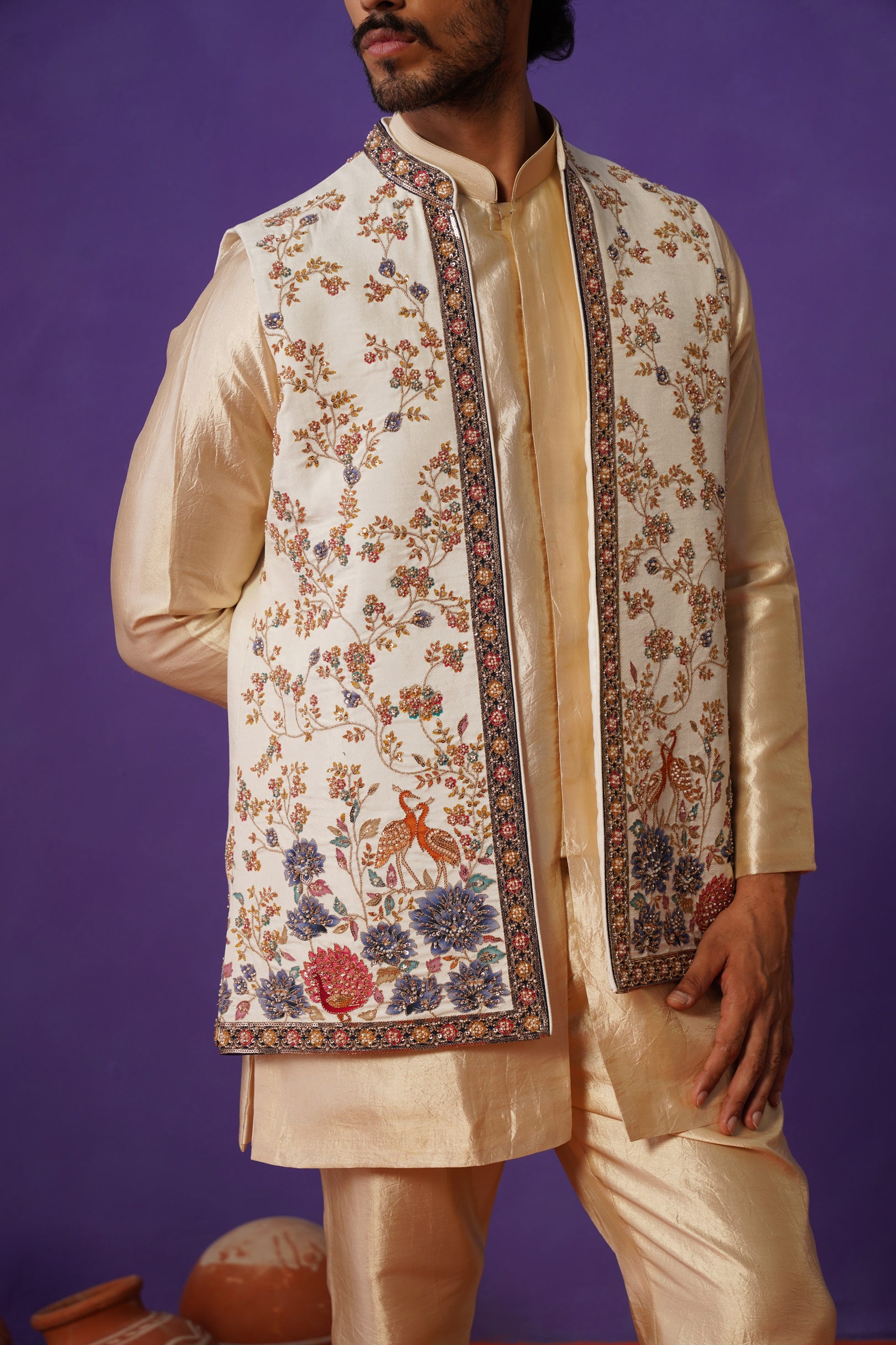 OJAS IVORY SHORT KURTA JACKET SET
