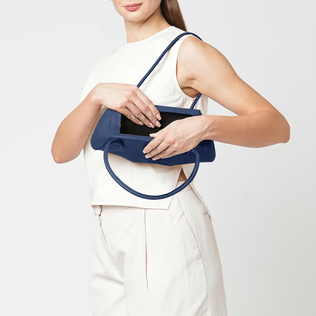 ELIZABETH BAGUETTE MINI