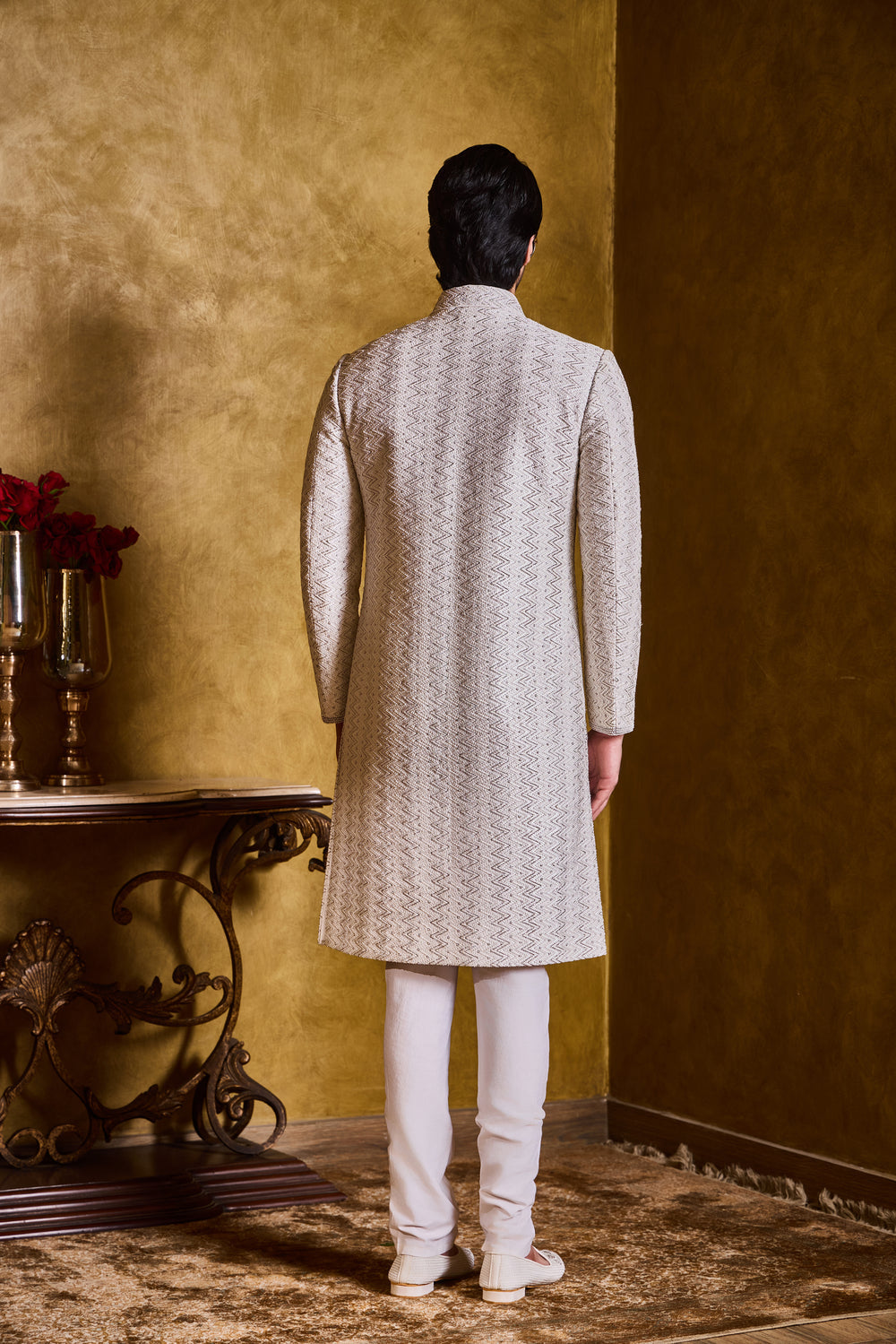 Ivory Sherwani Zig Zag Pattern Silver Work Set