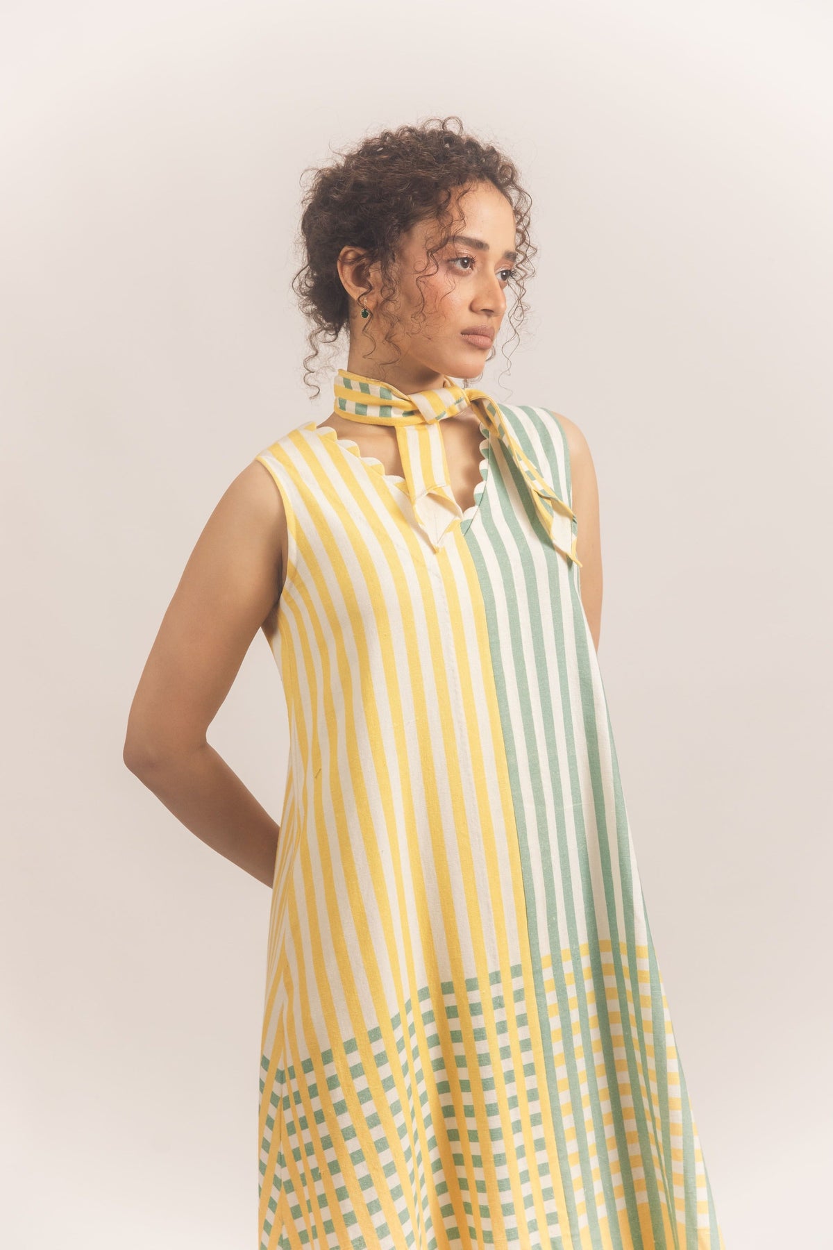 Checkered scallop dress