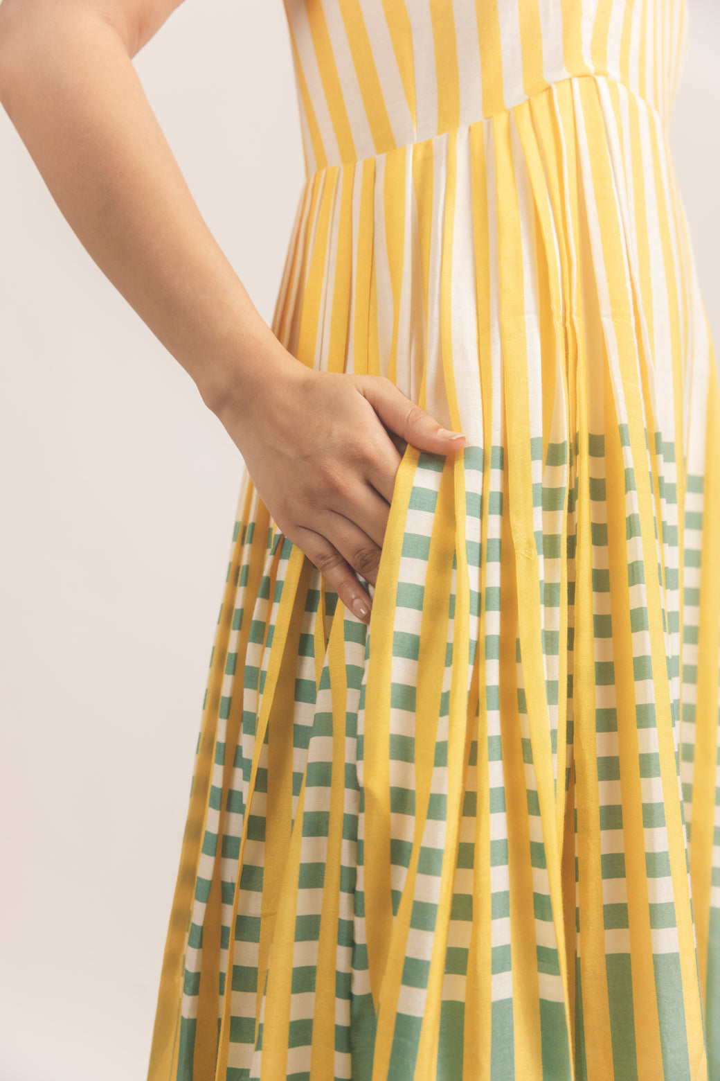 Aurora dress Yellow