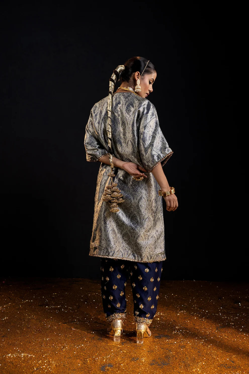 Latifa choga set