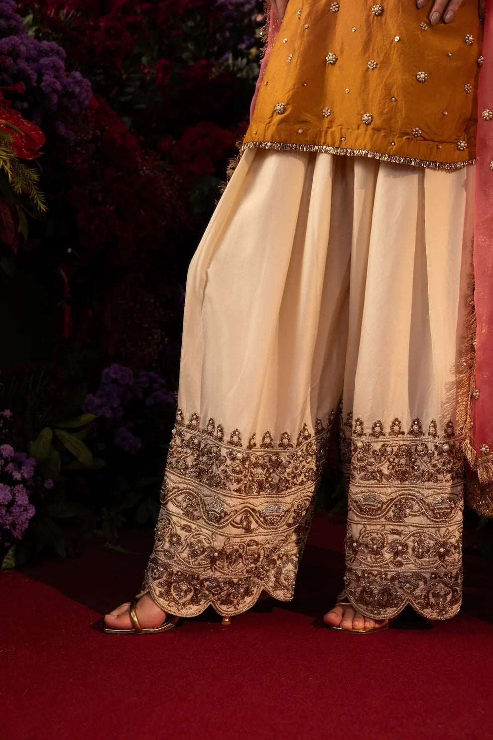 Aygul Kurta Set