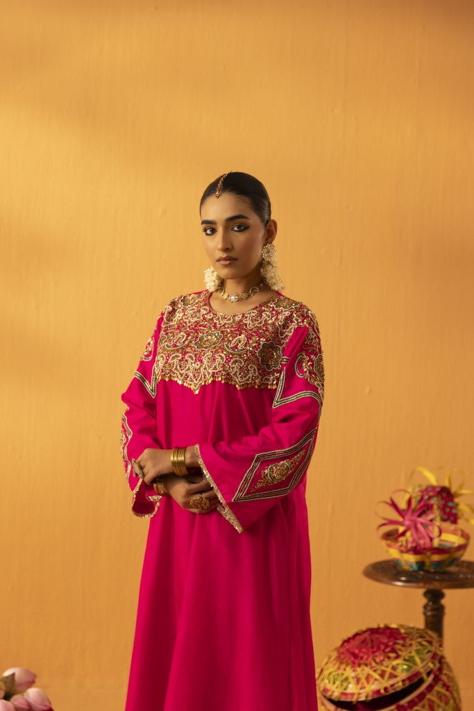 Baagerani rani pink silk embroidered kurta set