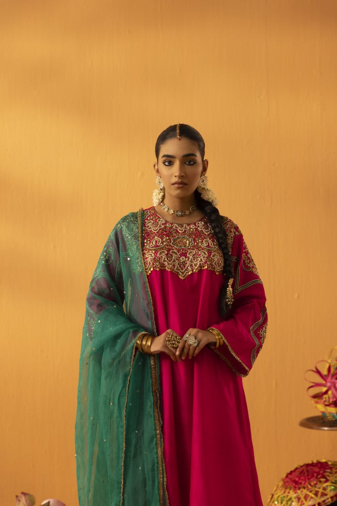Baagerani rani pink silk embroidered kurta set