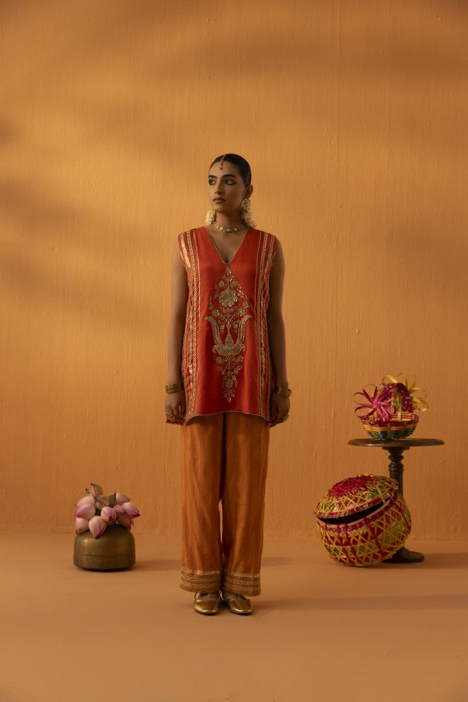 kesarika orange silk chanderi embroidered kurta set