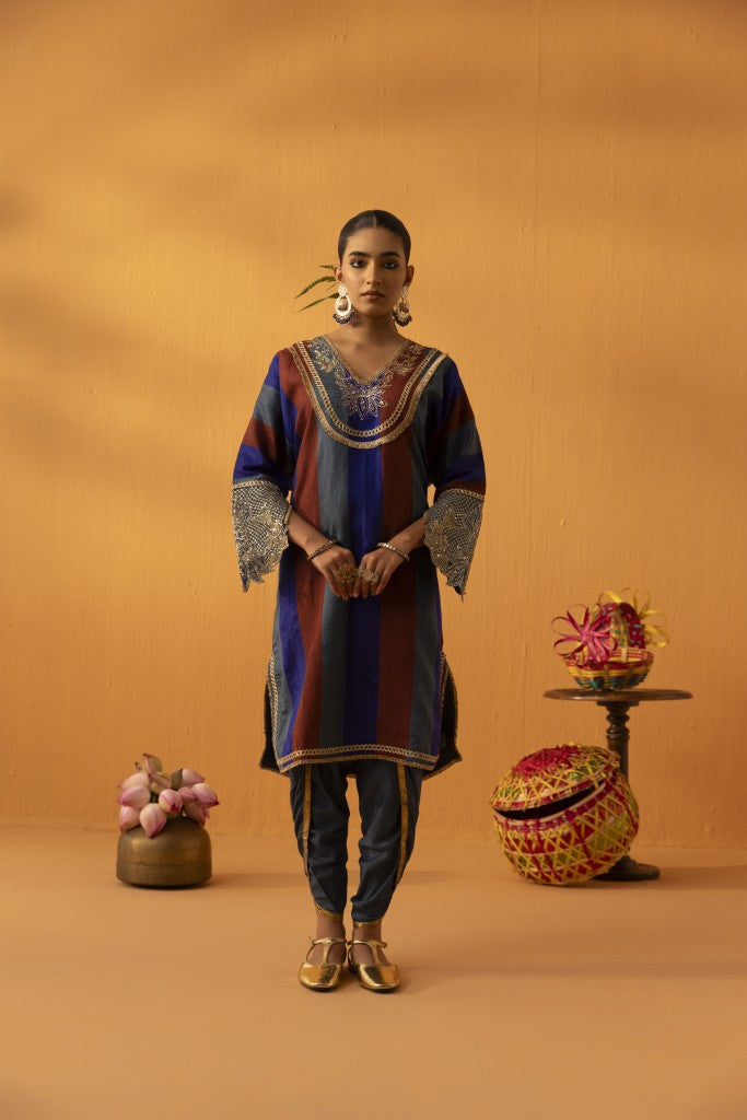 Kamodini blue silk embroidered kaftan set