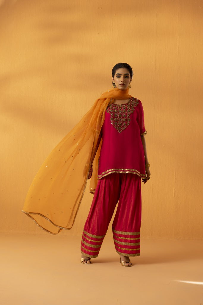 Gulkaar fuschia pink embroidered kurta set