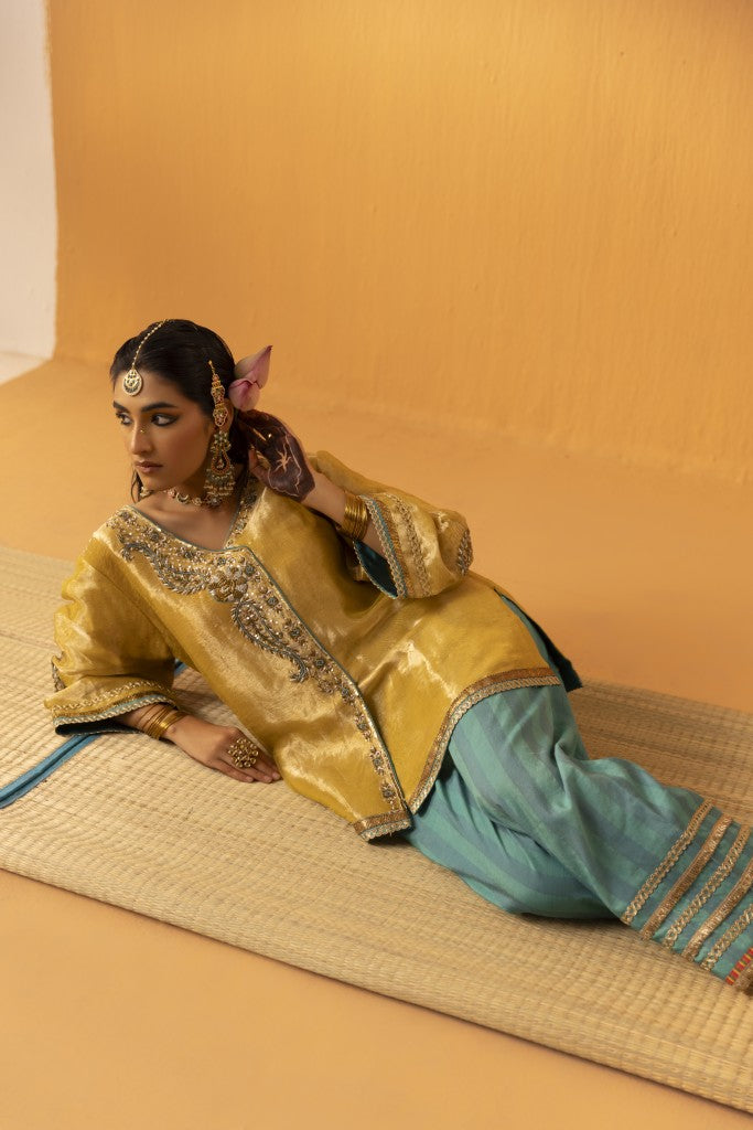 Ambervan Yellow gold embroidered tissue kurta set