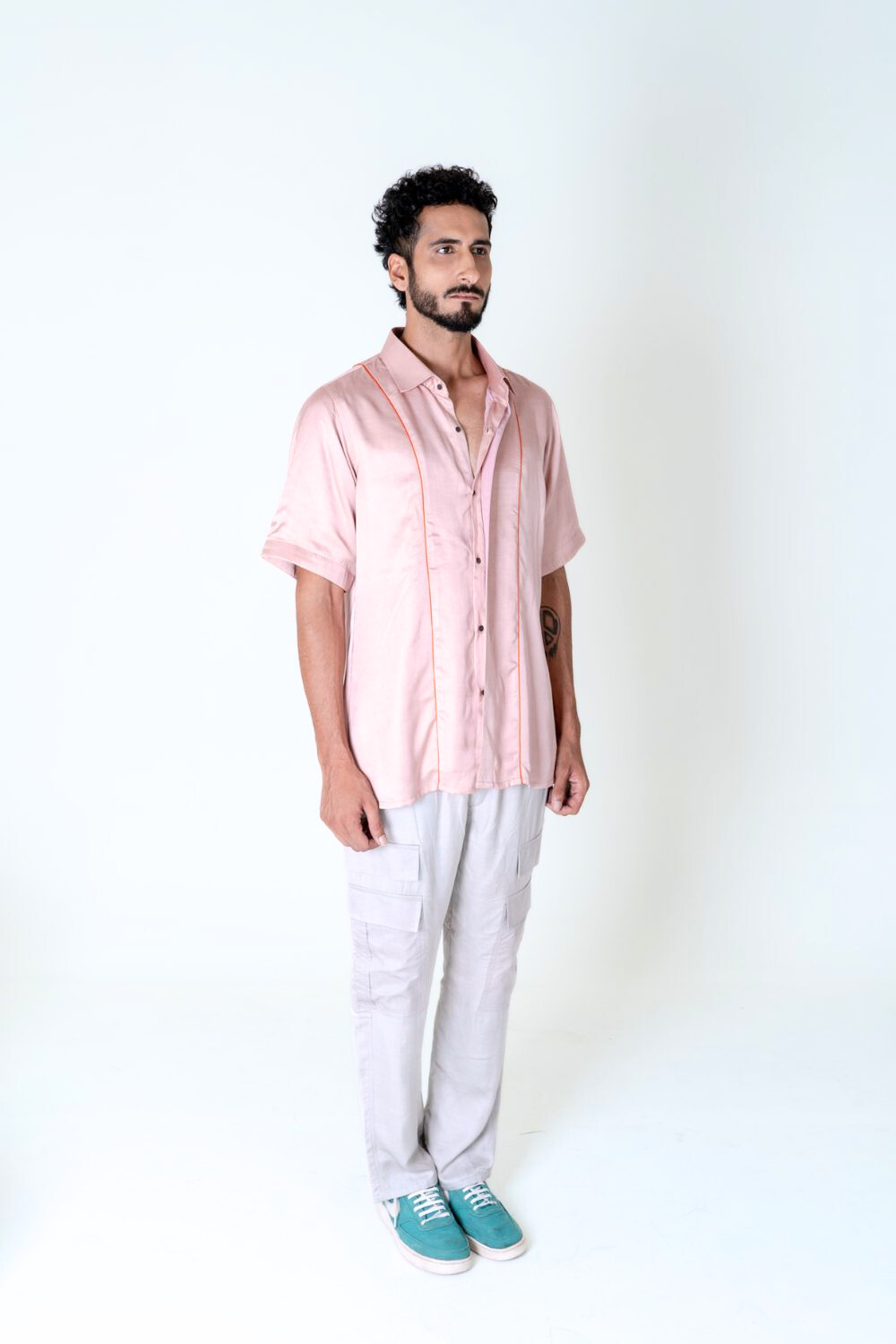 Pink Shirt-Orange Pipin