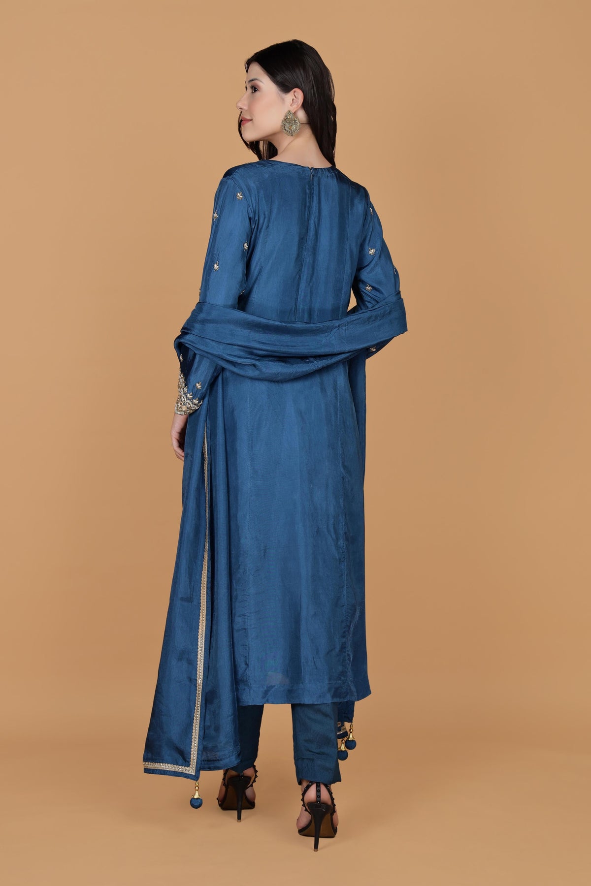 Women Embroidered Empire Aari Work Pure Silk Kurta with Trousers & With Dupatta
