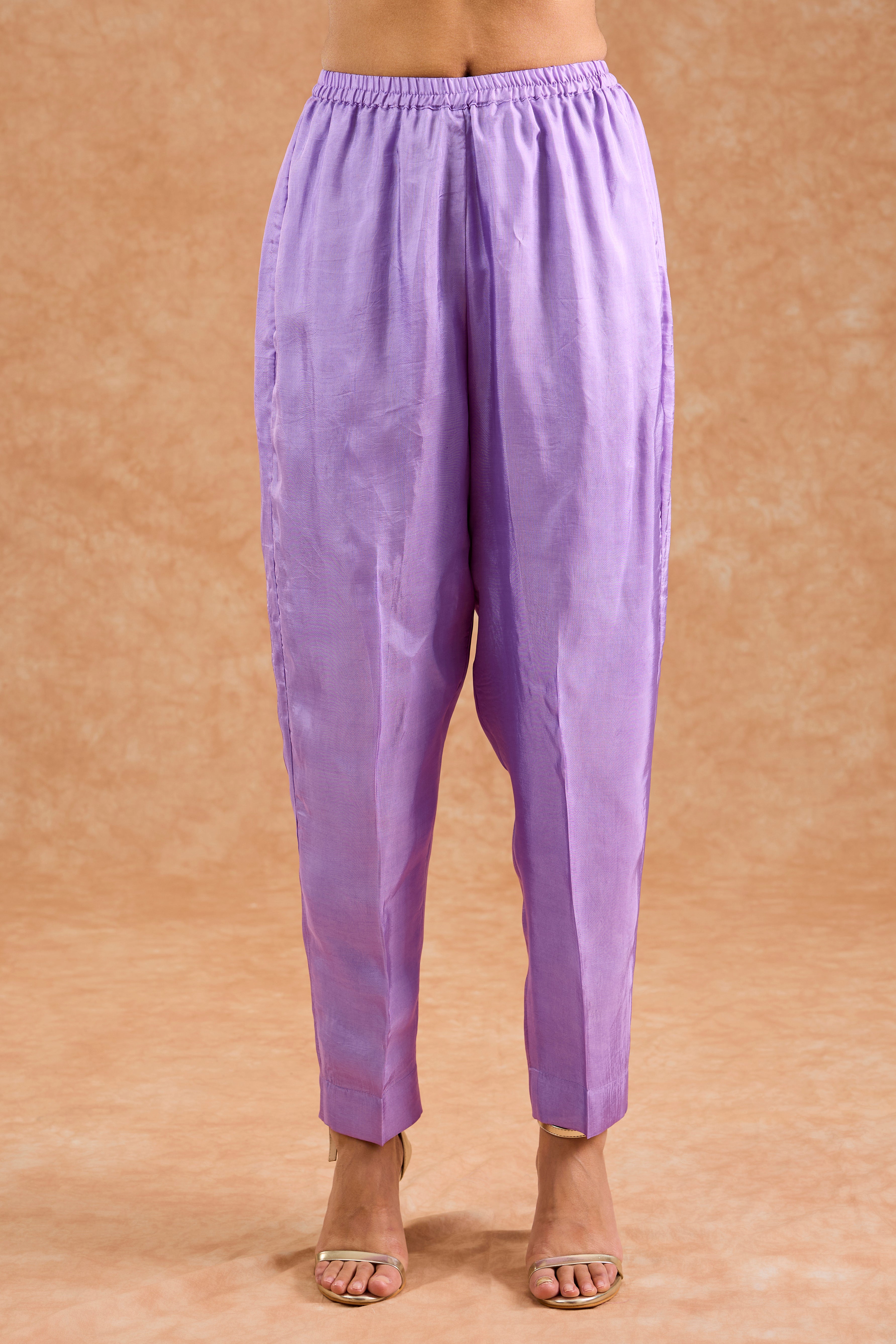 Lavender Opara Silk Hand Embroidered Kurta Set
