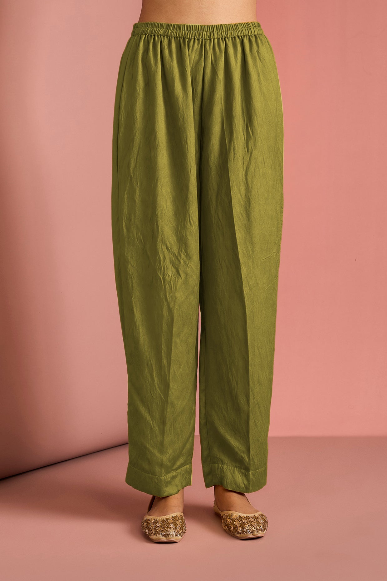 Mehendi Green Opara Silk Kurta Set With Hand Embroidery