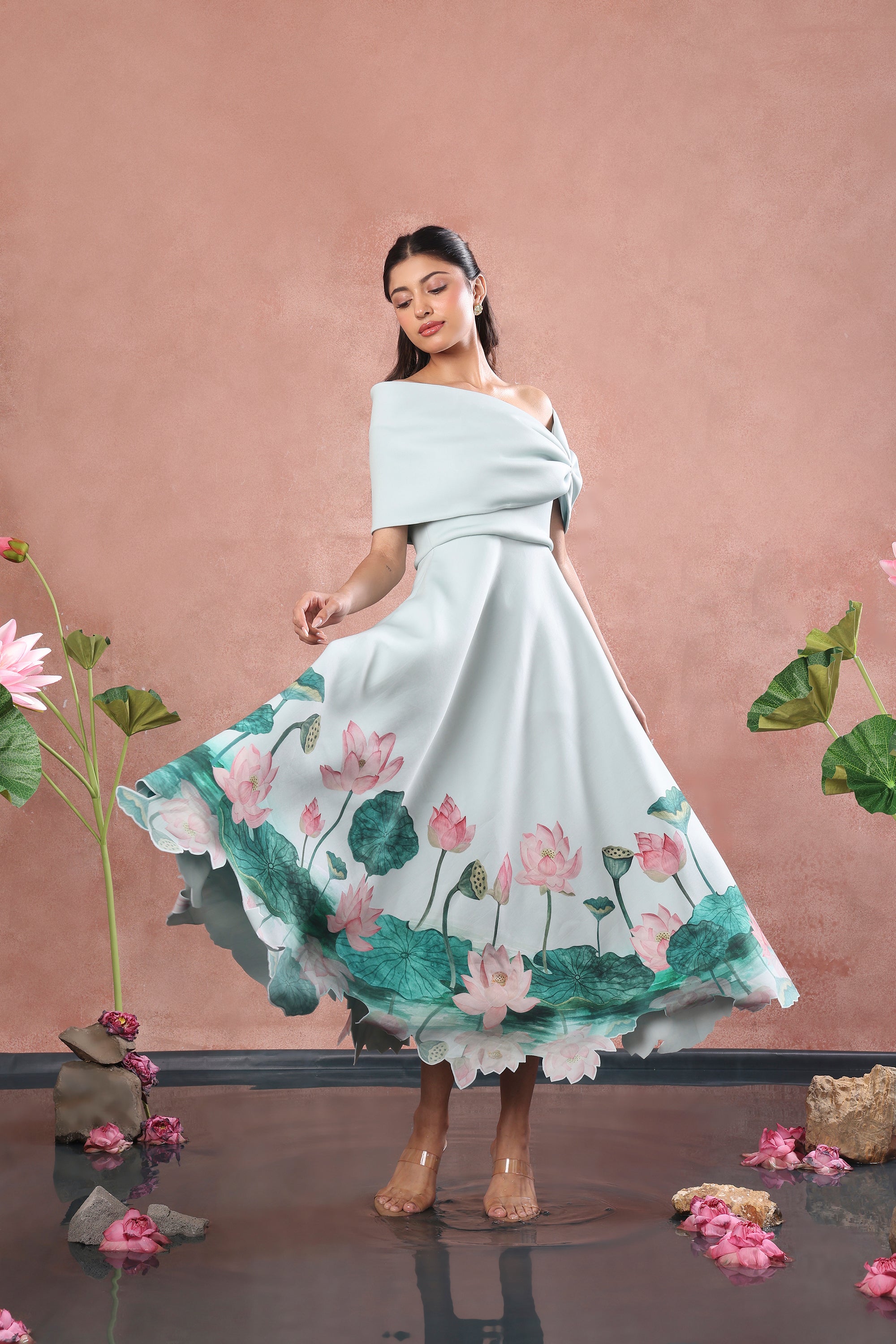 GREEN FLARED PRINTED DRESS WITH BOW WRAP