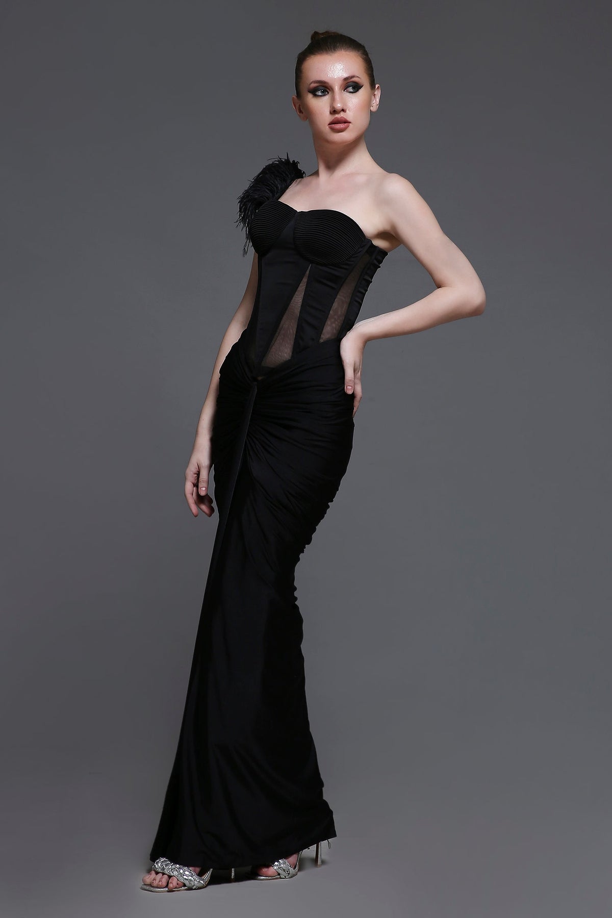 Noir Georgia Set of Corset + Skirt + Feather Strap