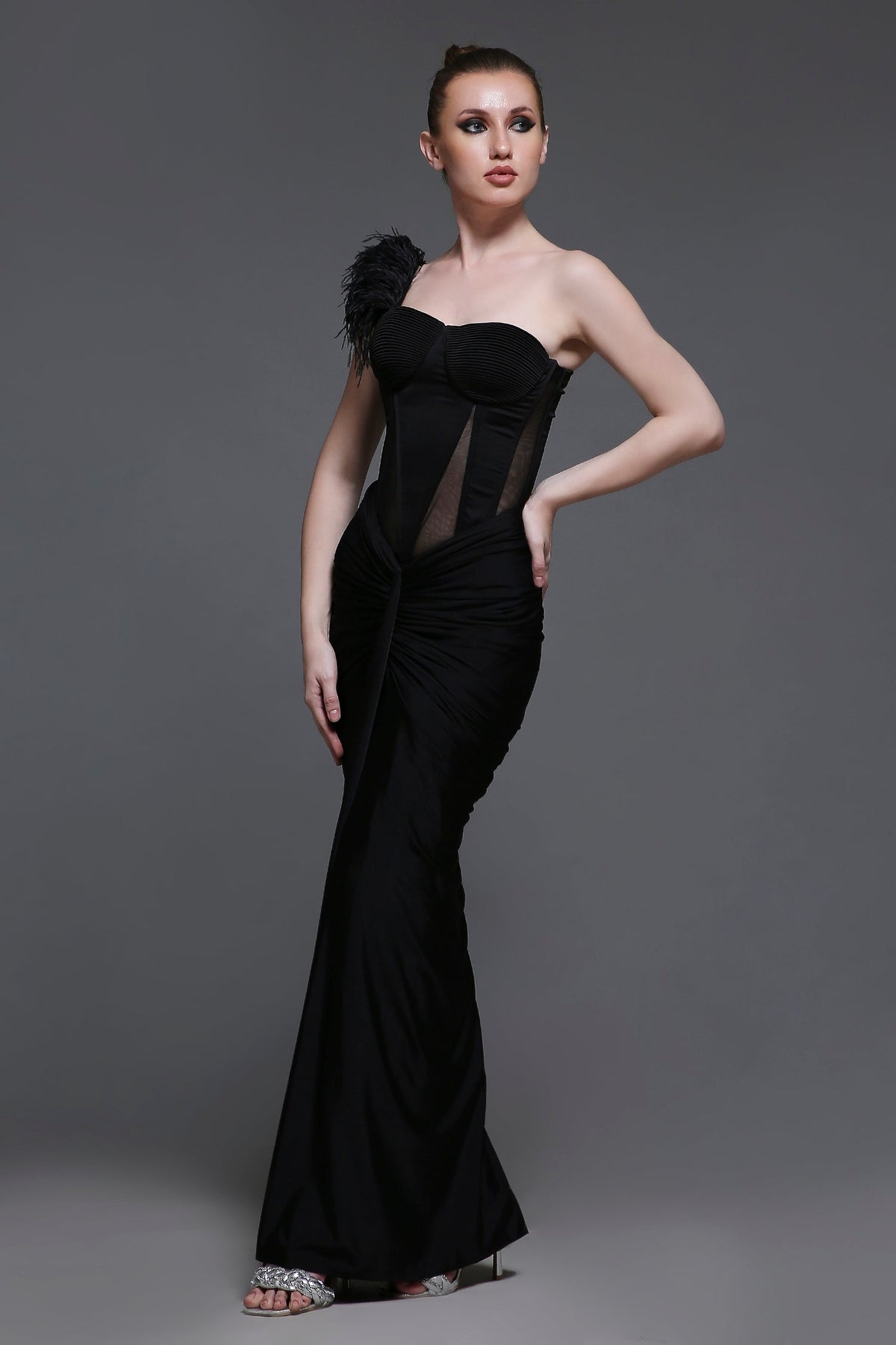 Noir Georgia Set of Corset + Skirt + Feather Strap