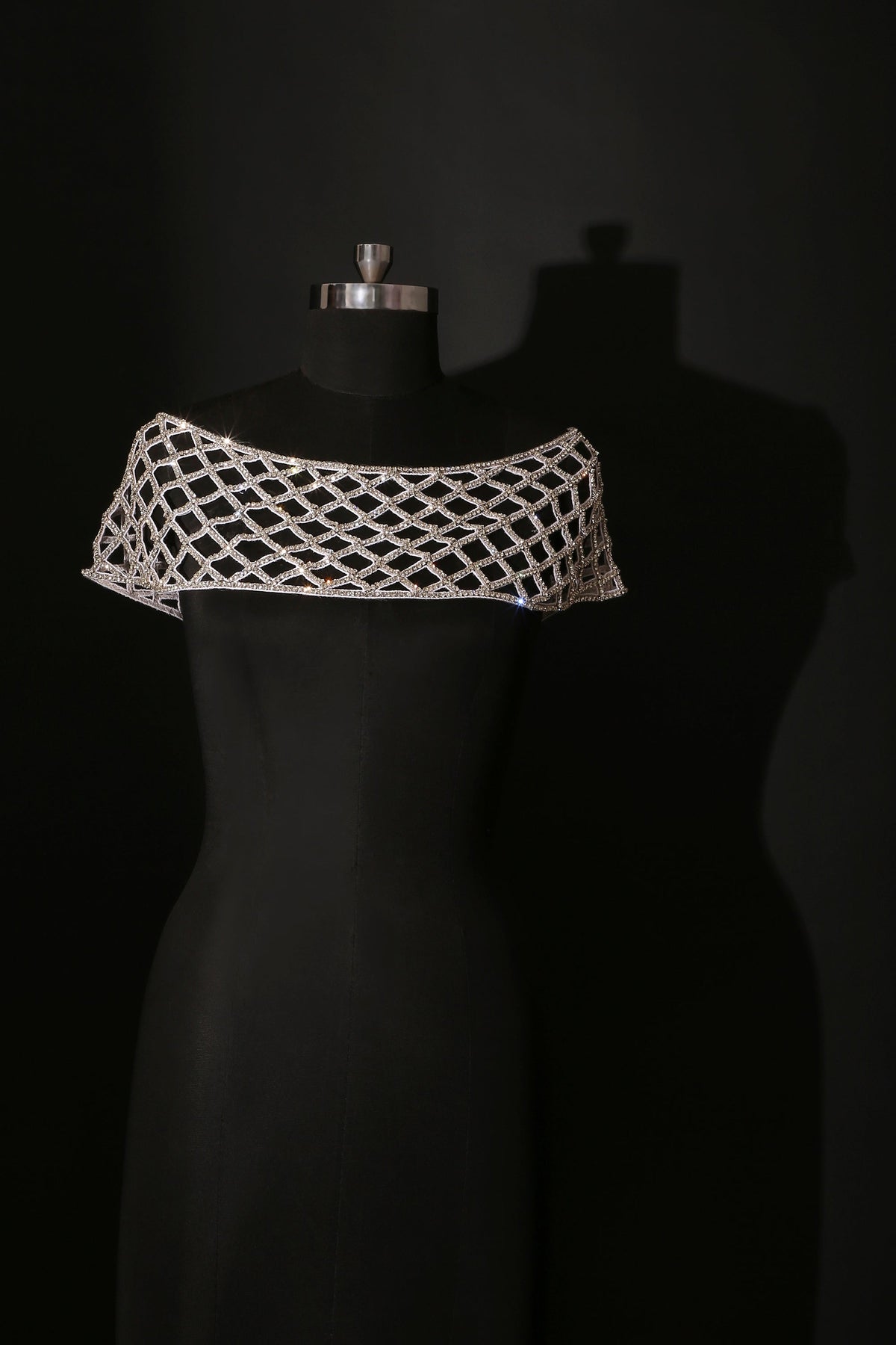 Detachable Jaal Neckline